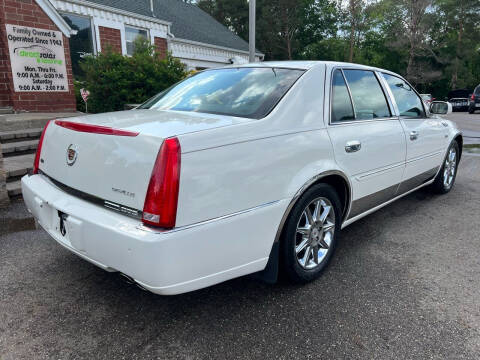 2011 Cadillac DTS Luxury Collection