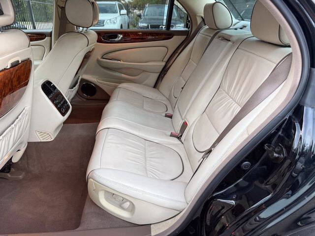 2005 Jaguar XJ-Series Vanden Plas