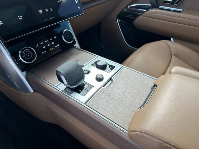 2023 Land Rover Range Rover P400 SE