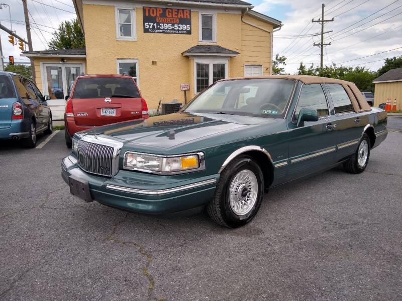 1996 Lincoln Town Car for sale at Top Gear Motors in Winchester VA