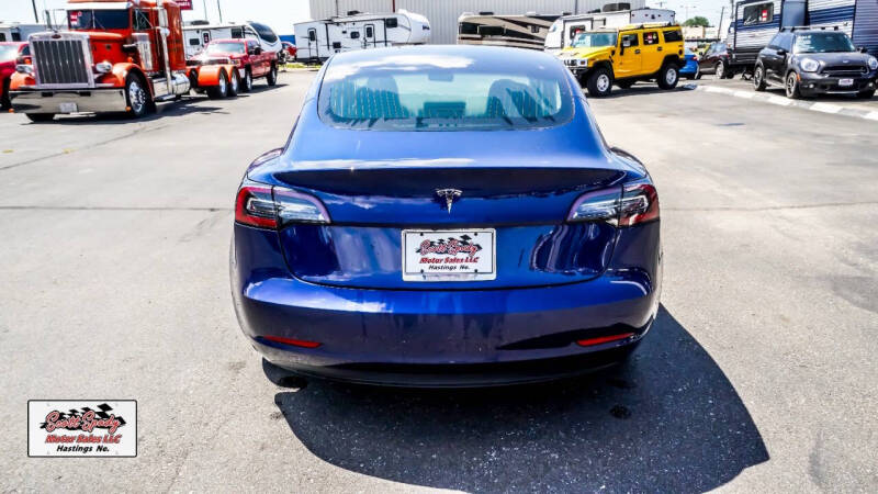 2018 Tesla Model 3 Mid Range