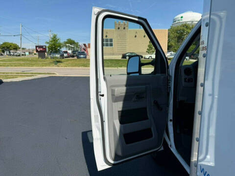 2024 Ford E-Series
