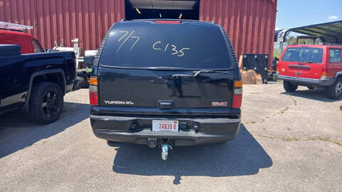 2004 GMC Yukon XL Denali