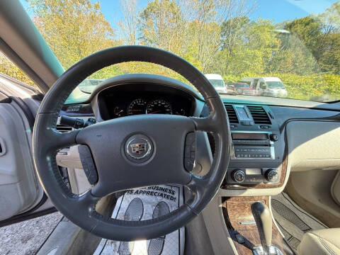 2011 Cadillac DTS Luxury Collection