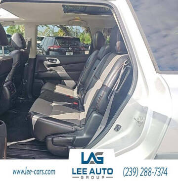 2019 Nissan Pathfinder SL