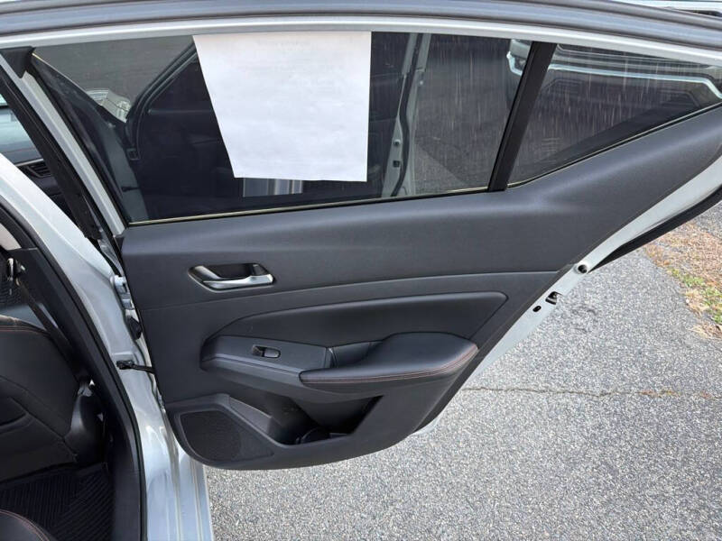 2021 Nissan Altima 2.5 SR