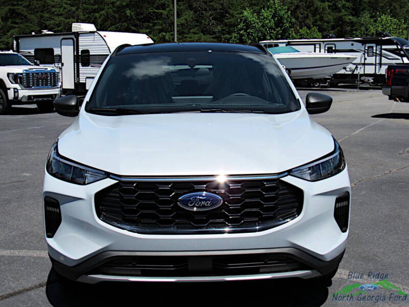 2025 Ford Escape Hybrid ST-Line