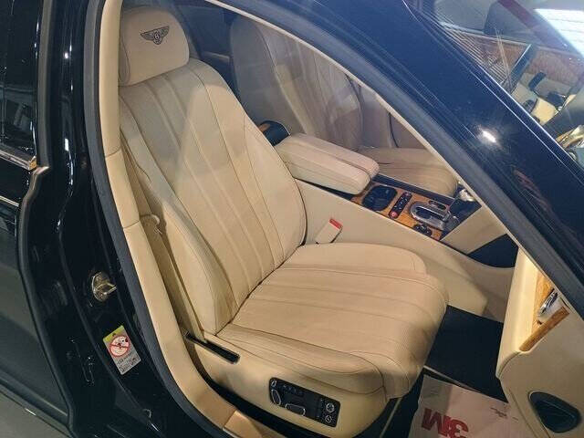 2015 Bentley Flying Spur 21