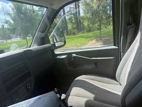 2017 Chevrolet Express 2500