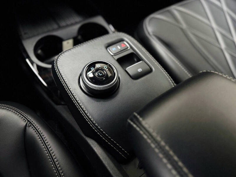 2021 Ford Mustang Mach-E Select