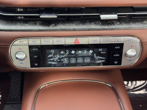 2024 Genesis G90 3.5T e-Supercharger