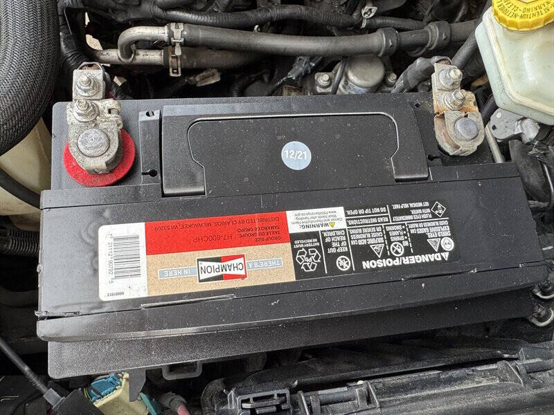 2012 Volkswagen Routan