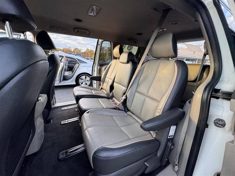 2016 Kia Sedona LX