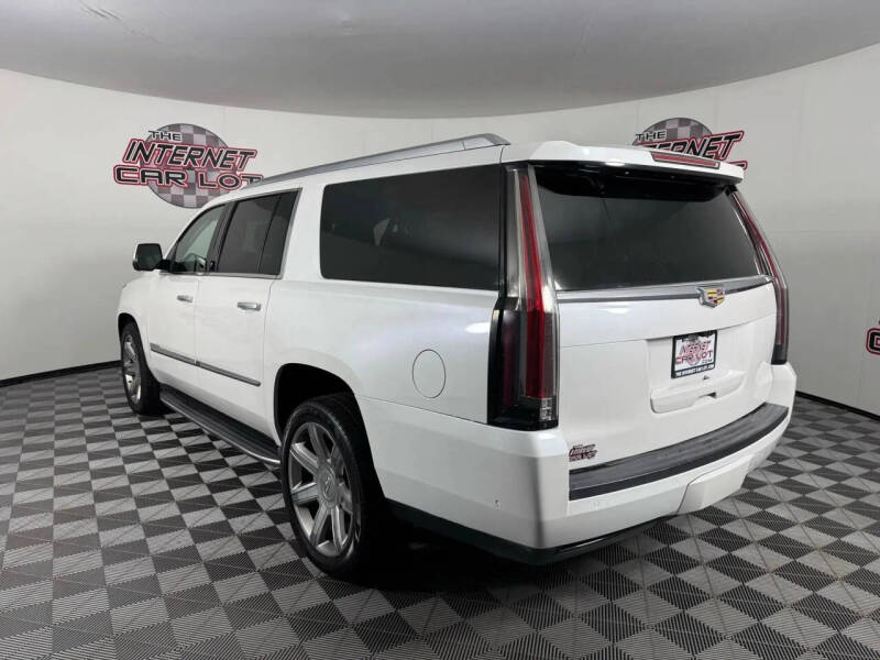 2019 Cadillac Escalade ESV Luxury