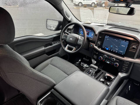 2025 Ford F-150 Lightning XLT