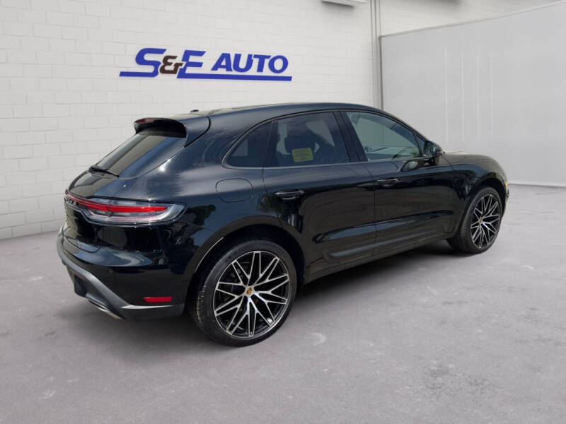 2022 Porsche Macan