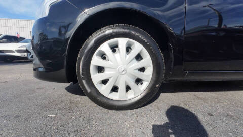 2018 Nissan Versa SV