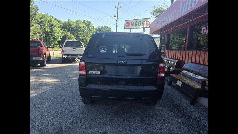 2011 Ford Escape XLS