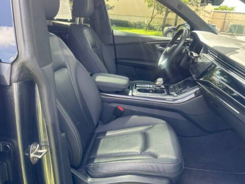 2021 Audi Q8 quattro Premium 55 TFSI