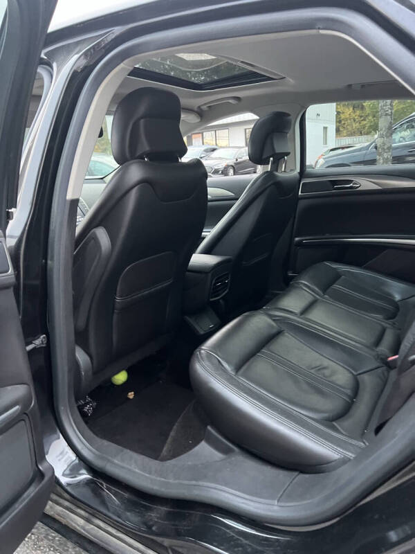 2014 Lincoln MKZ Hybrid