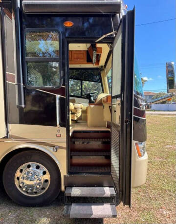 2008 Freightliner XC RAISED RAIL