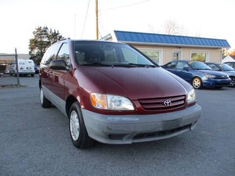 2003 Toyota Sienna for sale at Supermax Autos in Strasburg VA