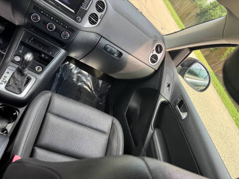 2016 Volkswagen Tiguan 2.0T SE 4Motion