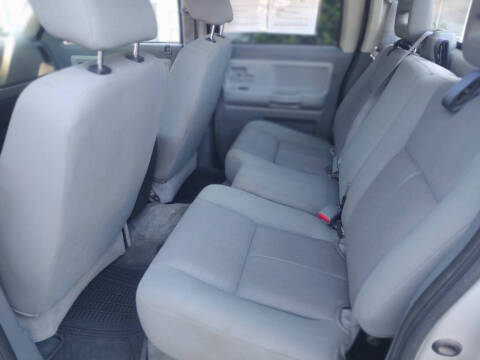 2006 Dodge Dakota SLT
