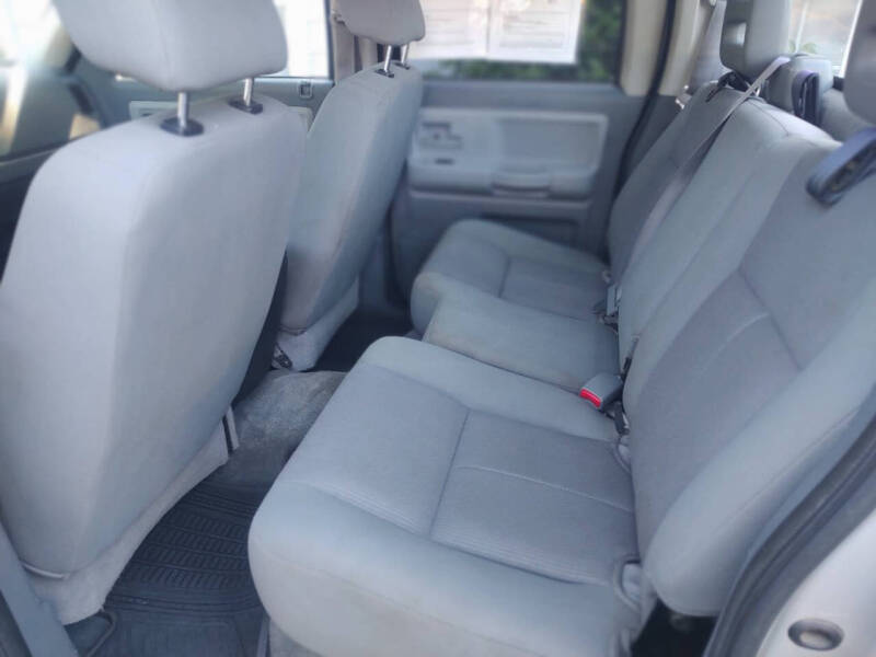 2006 Dodge Dakota SLT