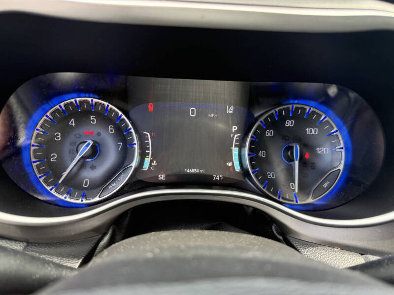 2021 Chrysler Pacifica Touring L
