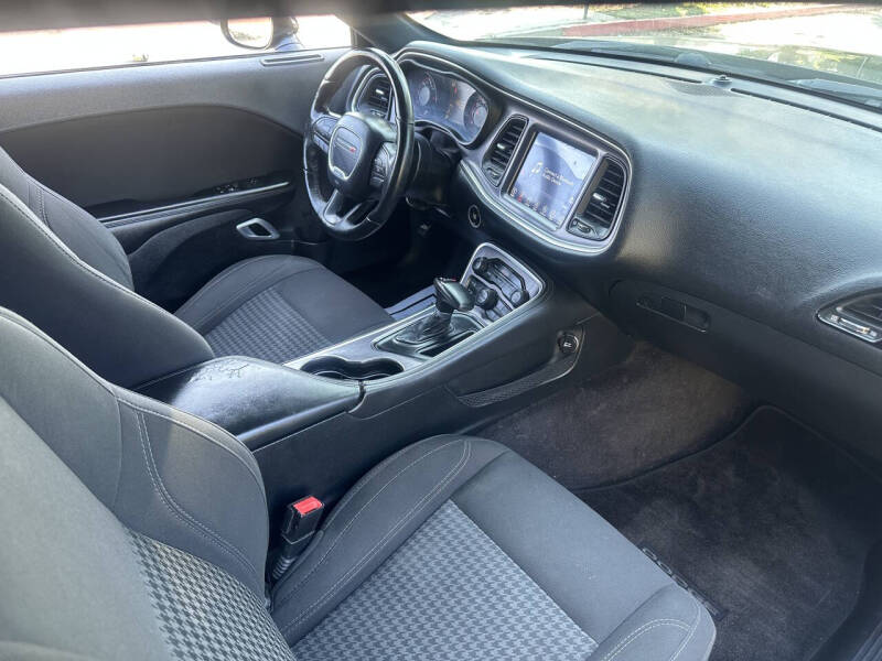 2017 Dodge Challenger