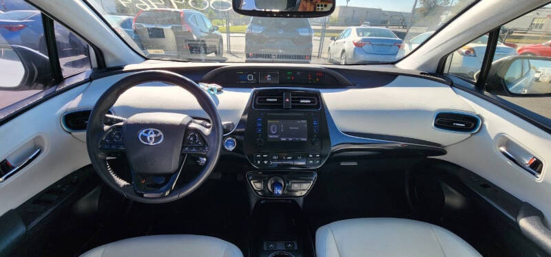 2019 Toyota Prius XLE AWD-e