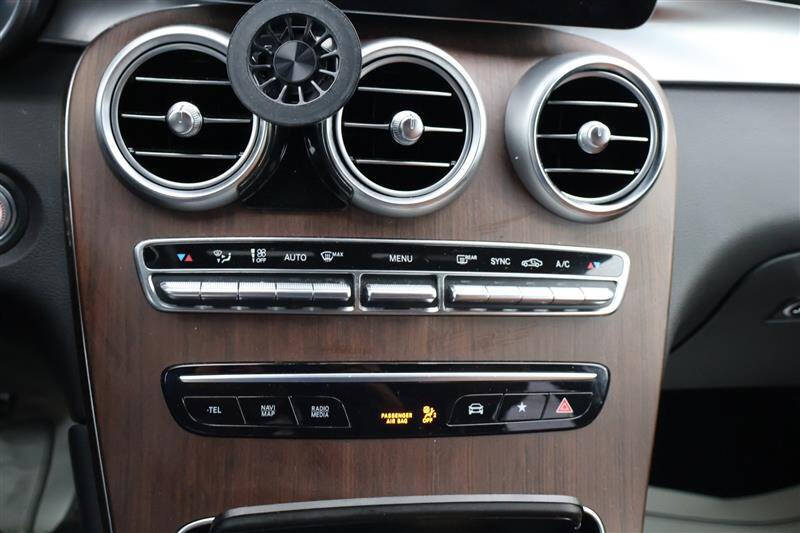 2022 Mercedes-Benz GLC GLC 300 4MATIC