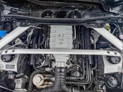 2015 Aston Martin V8 Vantage Roadster