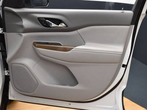 2018 GMC Acadia SLE-1