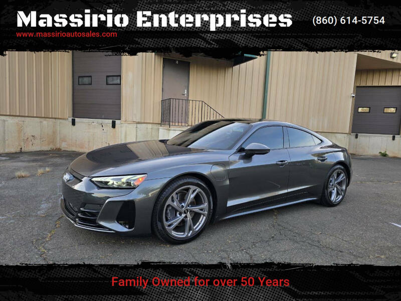 2022 Audi e-tron GT Premium Plus's photo