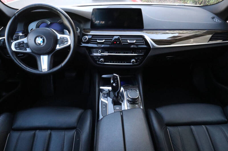2019 BMW 5 Series 530e iPerformance