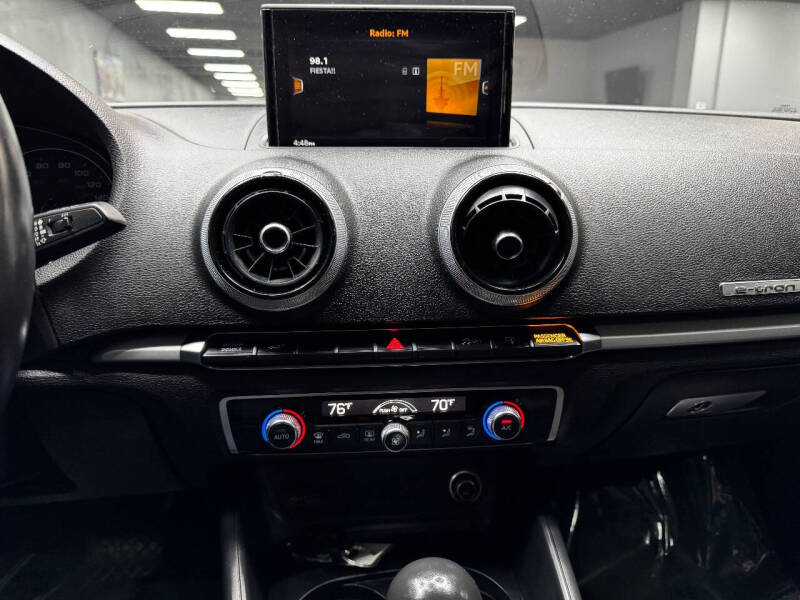 2017 Audi A3 Sportback e-tron 1.4T Premium