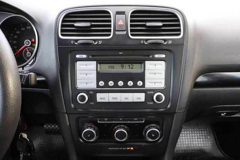 2010 Volkswagen Jetta SportWagen S PZEV