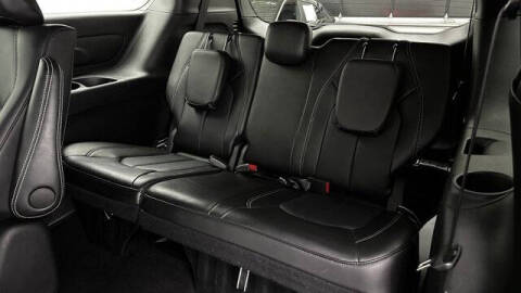 2025 Chrysler Pacifica Plug-In Hybrid