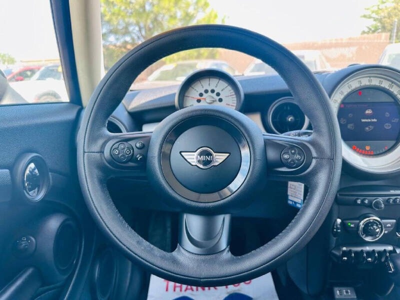 2013 MINI Hardtop Cooper