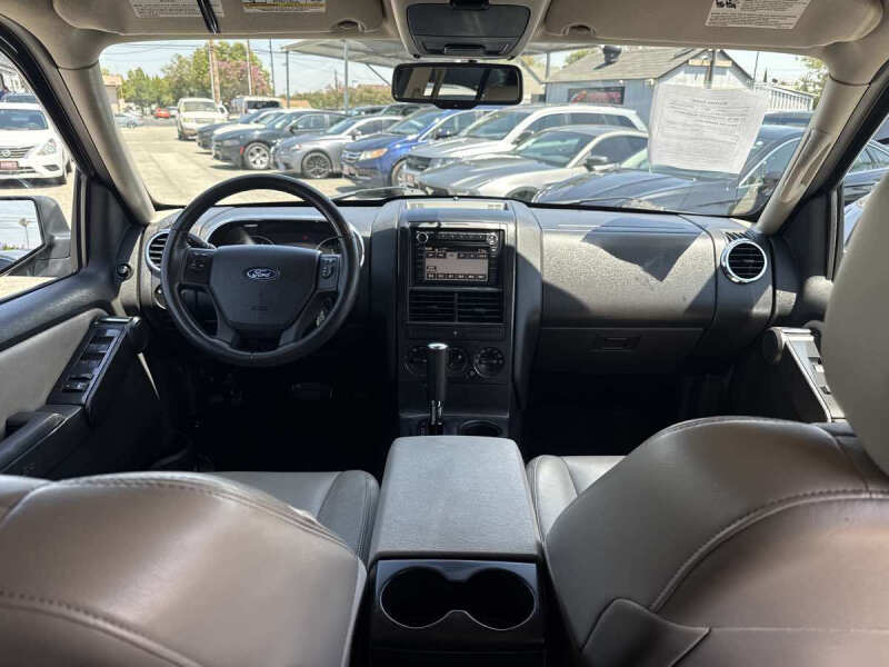 2008 Ford Explorer XLT