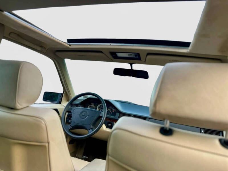 1994 Mercedes-Benz E-Class E 320