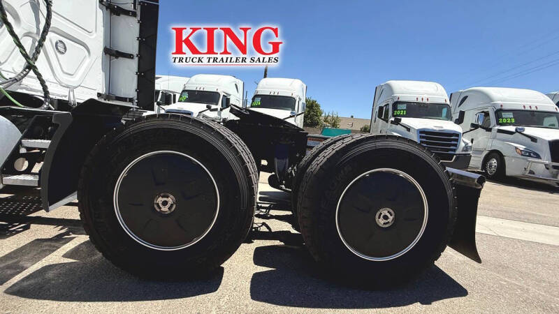 2023 Freightliner Cascadia