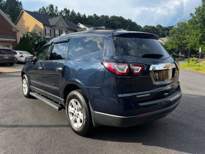 2017 Chevrolet Traverse LS