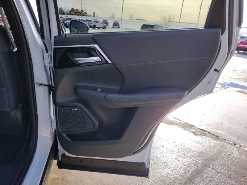 2026 Mitsubishi Outlander Trail Edition