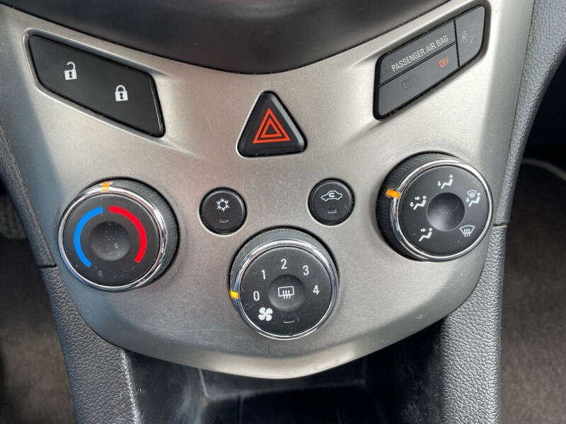 2015 Chevrolet Sonic LT Auto