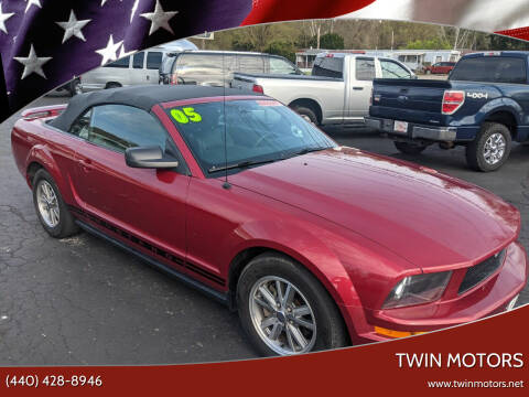 2005 Ford Mustang for sale at TWIN MOTORS in Madison OH