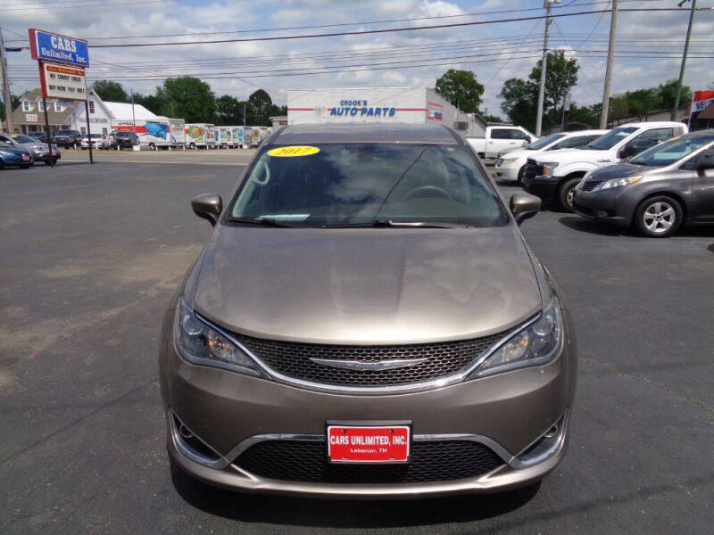 2017 Chrysler Pacifica Touring-L