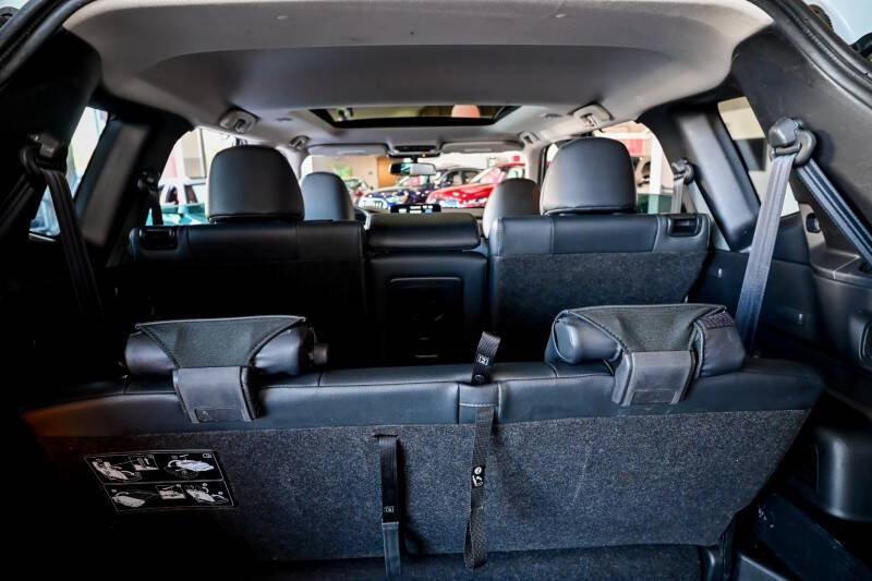 2023 Mitsubishi Outlander PHEV 40th Anniversary